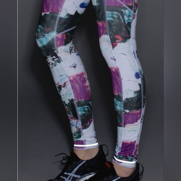 Lululemon Speed Tight III *All Full-On Luxtreme Pigment Wave Multi / Black / Reg - Picture 9 of 11